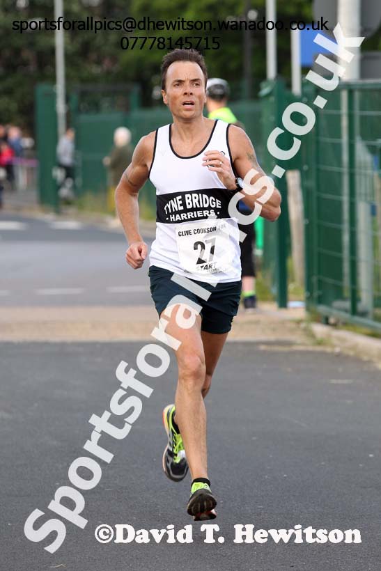 Terry Scott (Tyne Bridge) in the Clive Cookson 10k. Photo: David T. Hewitson/Sports for All Pics